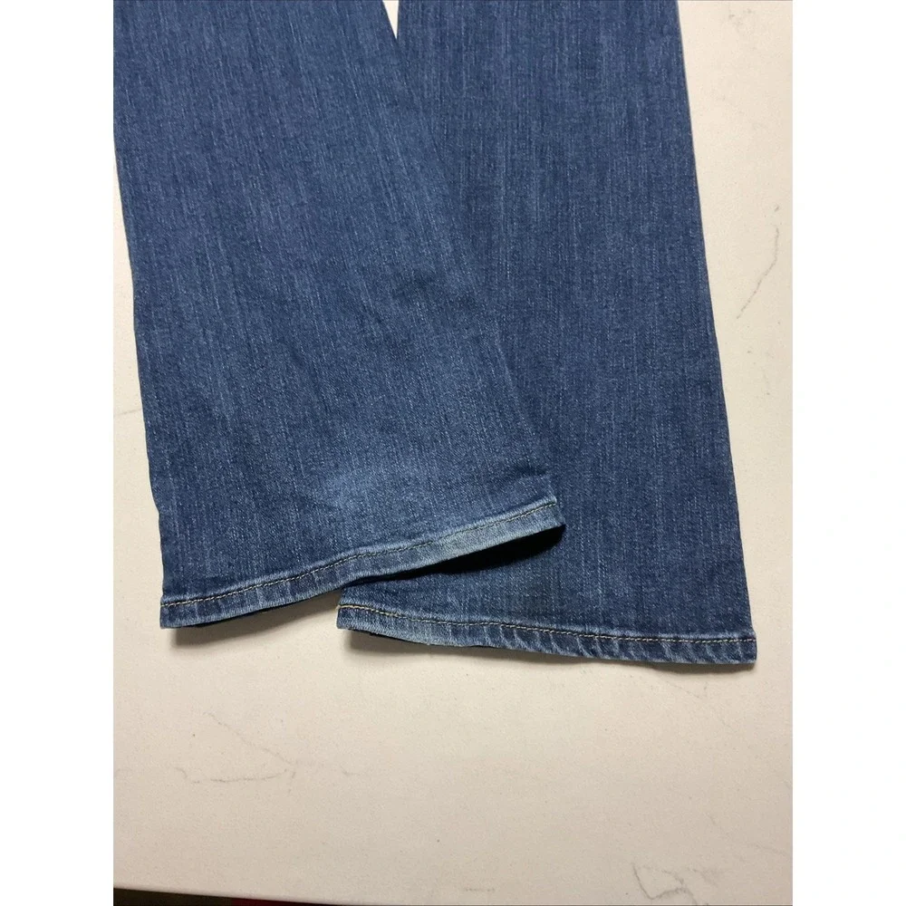 Levi's Denizen Men's  Mid-Rise Bootcut Jeans - W26/32L